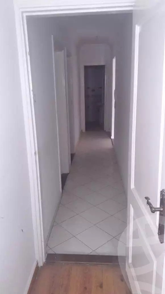 https://aqarmap.com.eg/en/listing/5314349-for-sale-alexandria-lauran-shr-bd-lhmyd-ldyb
