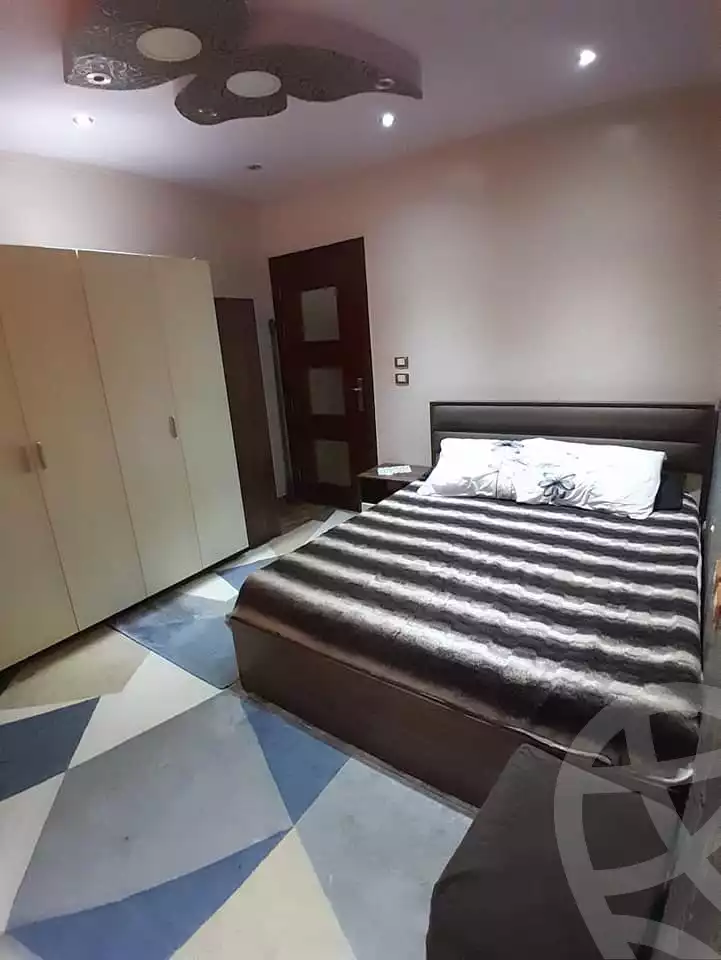 https://aqarmap.com.eg/ar/listing/5314489-for-rent-cairo-mokattam-lhdb-l-ly-shareaa-9