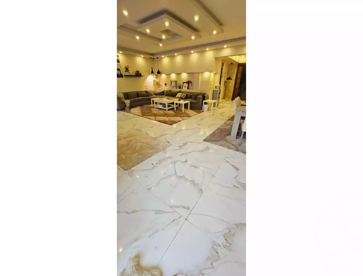 https://aqarmap.com.eg/ar/listing/5314662-for-sale-cairo-el-sheikh-zayed-city-compounds-hadayek-el-mohandiseen