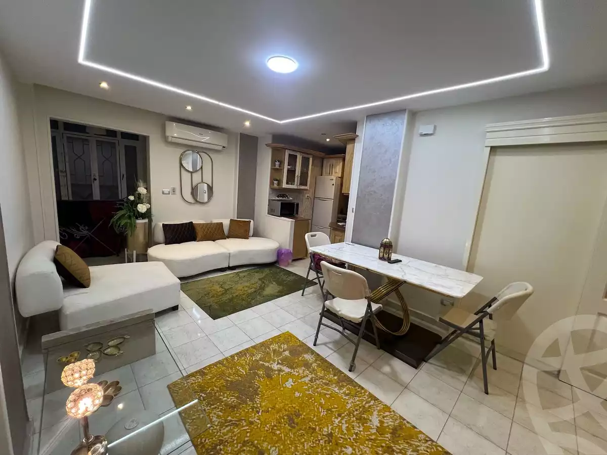 https://aqarmap.com.eg/en/listing/5318074-for-sale-cairo-new-cairo-lrhb-city-phase-5-talaat-mostafa-st