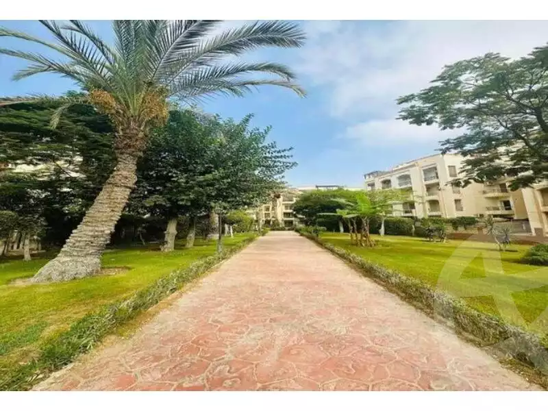 https://aqarmap.com.eg/en/listing/5321030-for-sale-cairo-el-sheikh-zayed-city-compounds-hadayek-el-mohandiseen