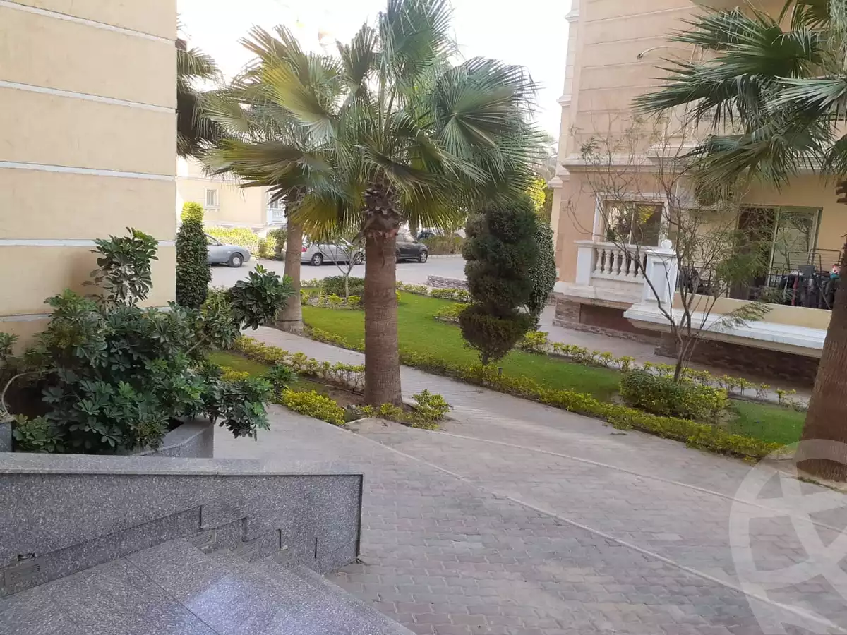 https://aqarmap.com.eg/en/listing/5321188-for-sale-cairo-6th-of-october-hadaeq-october-kmbwnd-fy-hdyq-ktwbr-el-rayhan-oasis