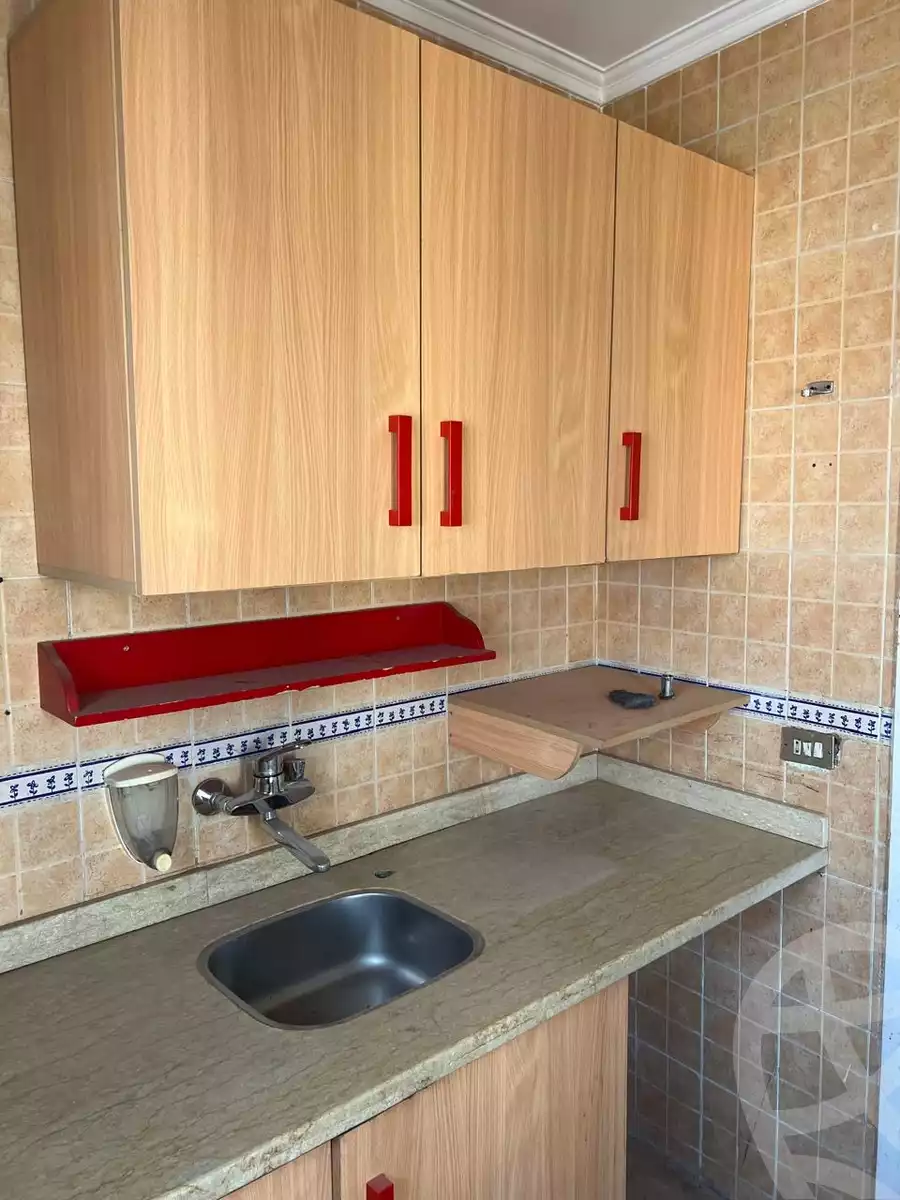https://aqarmap.com.eg/ar/listing/5324140-for-sale-cairo-new-cairo-lrhb-city-phase-5-talaat-mostafa-st