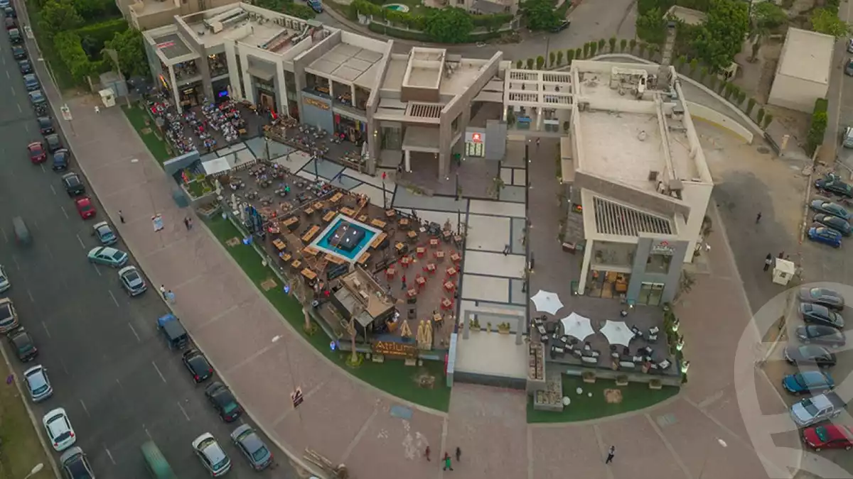 https://aqarmap.com.eg/en/listing/5326638-for-sale-cairo-el-sheikh-zayed-city-compounds-trywm-blz-mwl-dr-llttwyr