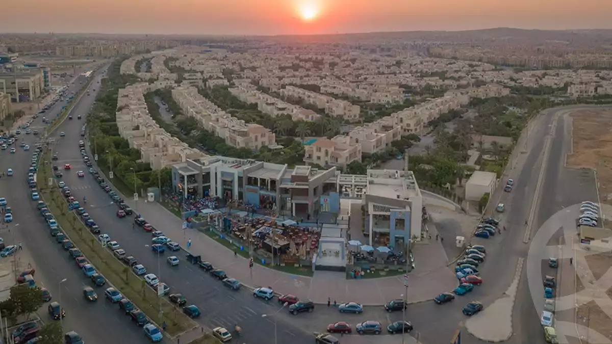 https://aqarmap.com.eg/en/listing/5326638-for-sale-cairo-el-sheikh-zayed-city-compounds-trywm-blz-mwl-dr-llttwyr