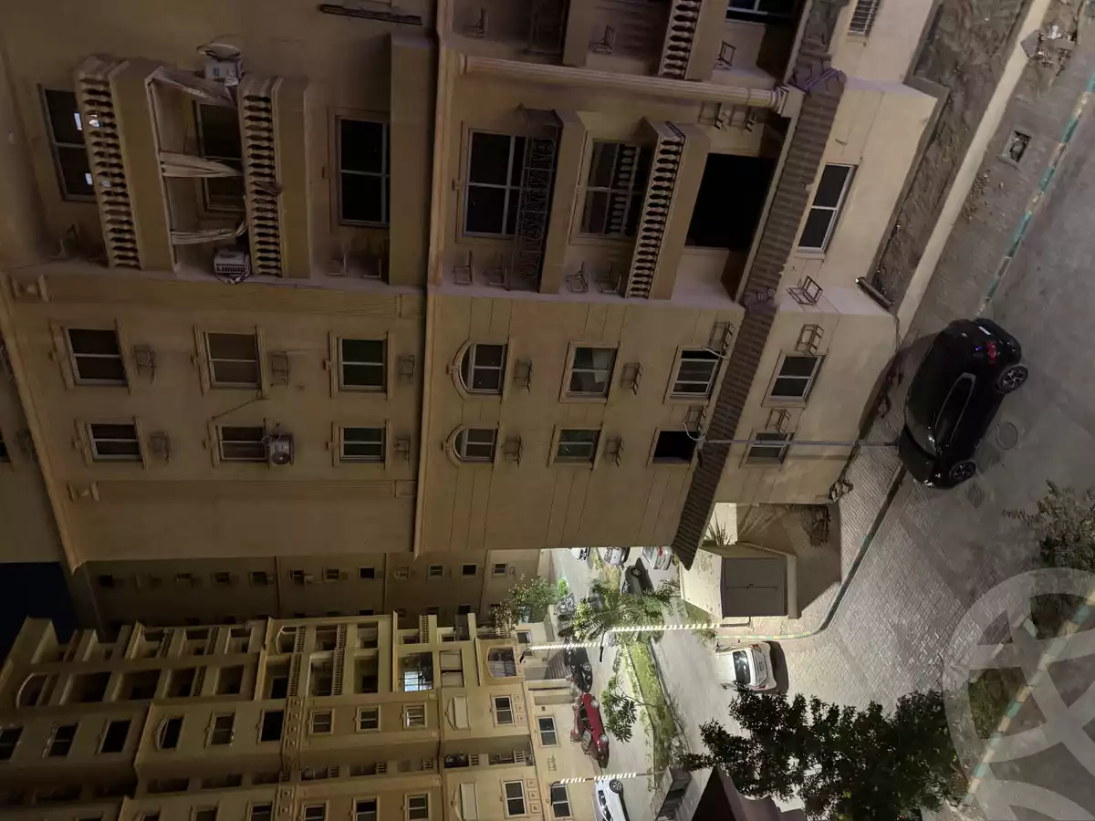 https://aqarmap.com.eg/en/listing/5328244-for-sale-cairo-al-oubour-tryq-msr-sm-yly-lshrwy-moon-city