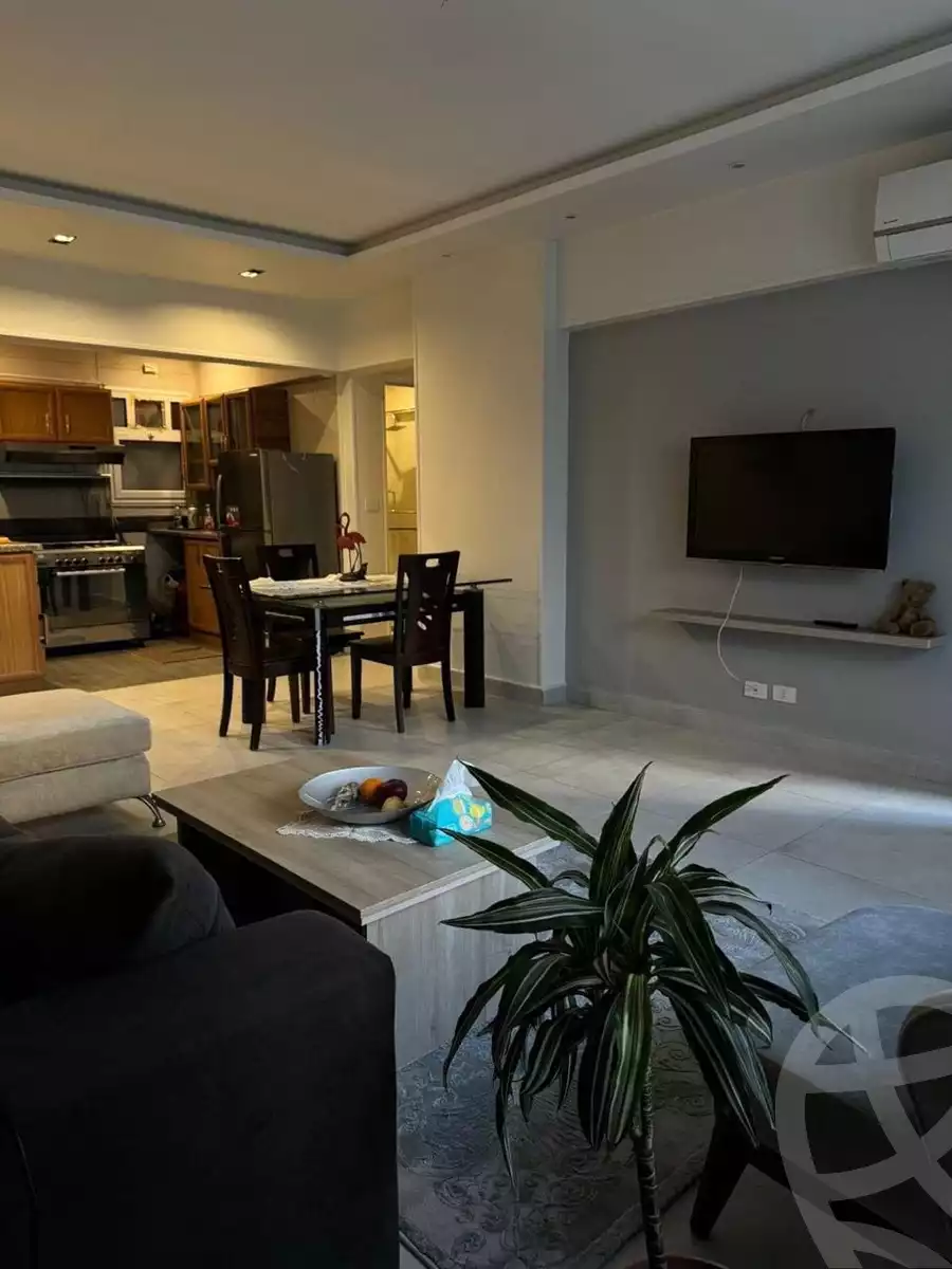 https://aqarmap.com.eg/en/listing/5330036-for-rent-cairo-new-cairo-lrhb-city-phase-8