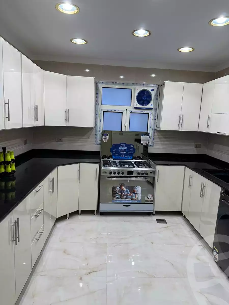 https://aqarmap.com.eg/en/listing/5330217-for-rent-cairo-el-mohandesen-meet-oqbah-esraa-al-malmin-st