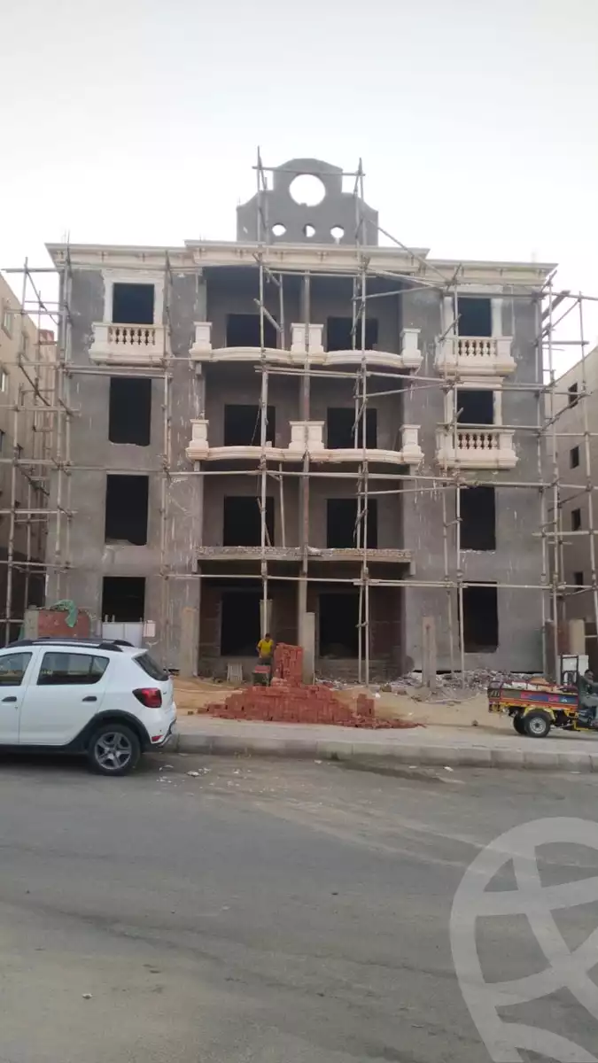 https://aqarmap.com.eg/ar/listing/5331155-for-sale-cairo-el-shorouk-lhy-lthlth-shrq