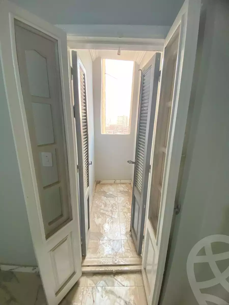 https://aqarmap.com.eg/ar/listing/5331277-for-sale-cairo-el-maadi-tryq-msr-hlwn-lzr-y