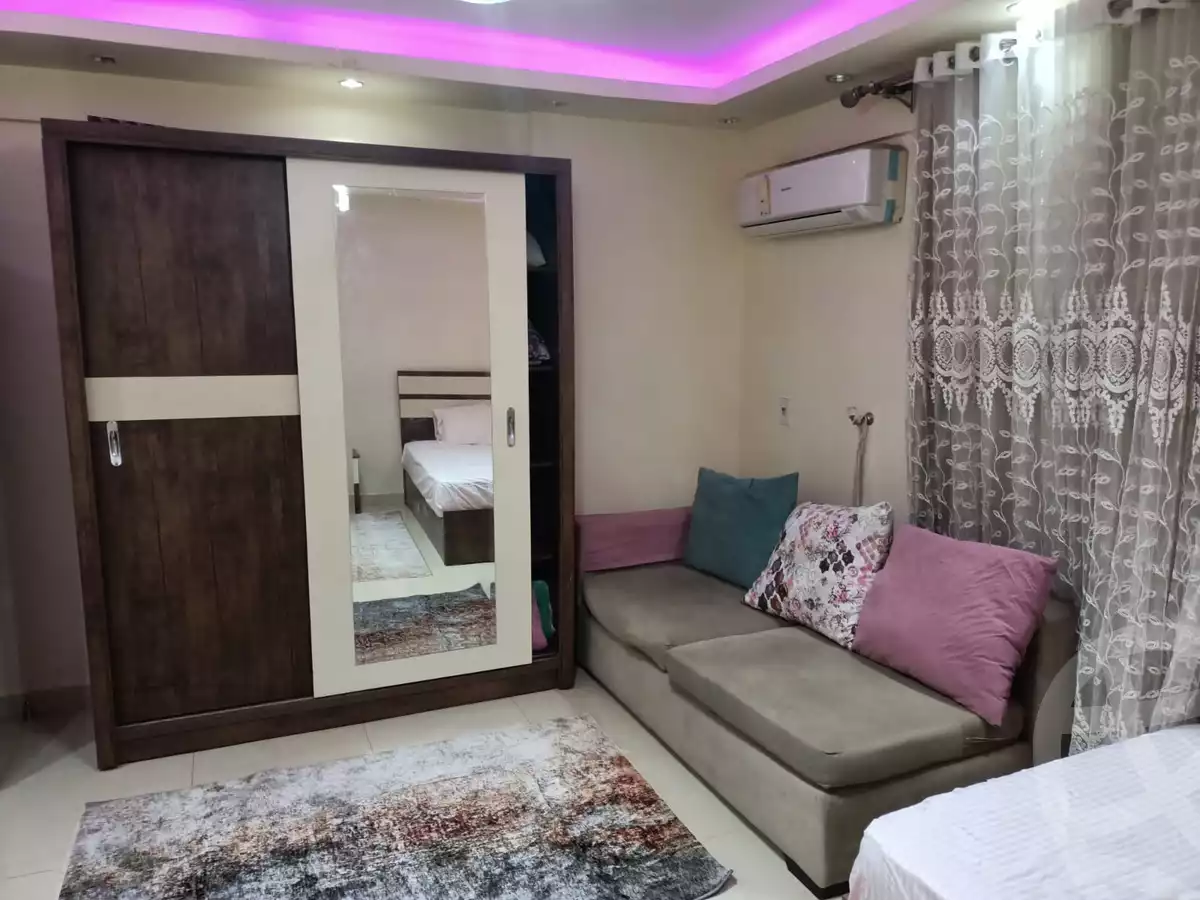 https://aqarmap.com.eg/en/listing/5333223-for-rent-cairo-el-mohandesen-meet-oqbah-esraa-al-malmin-st