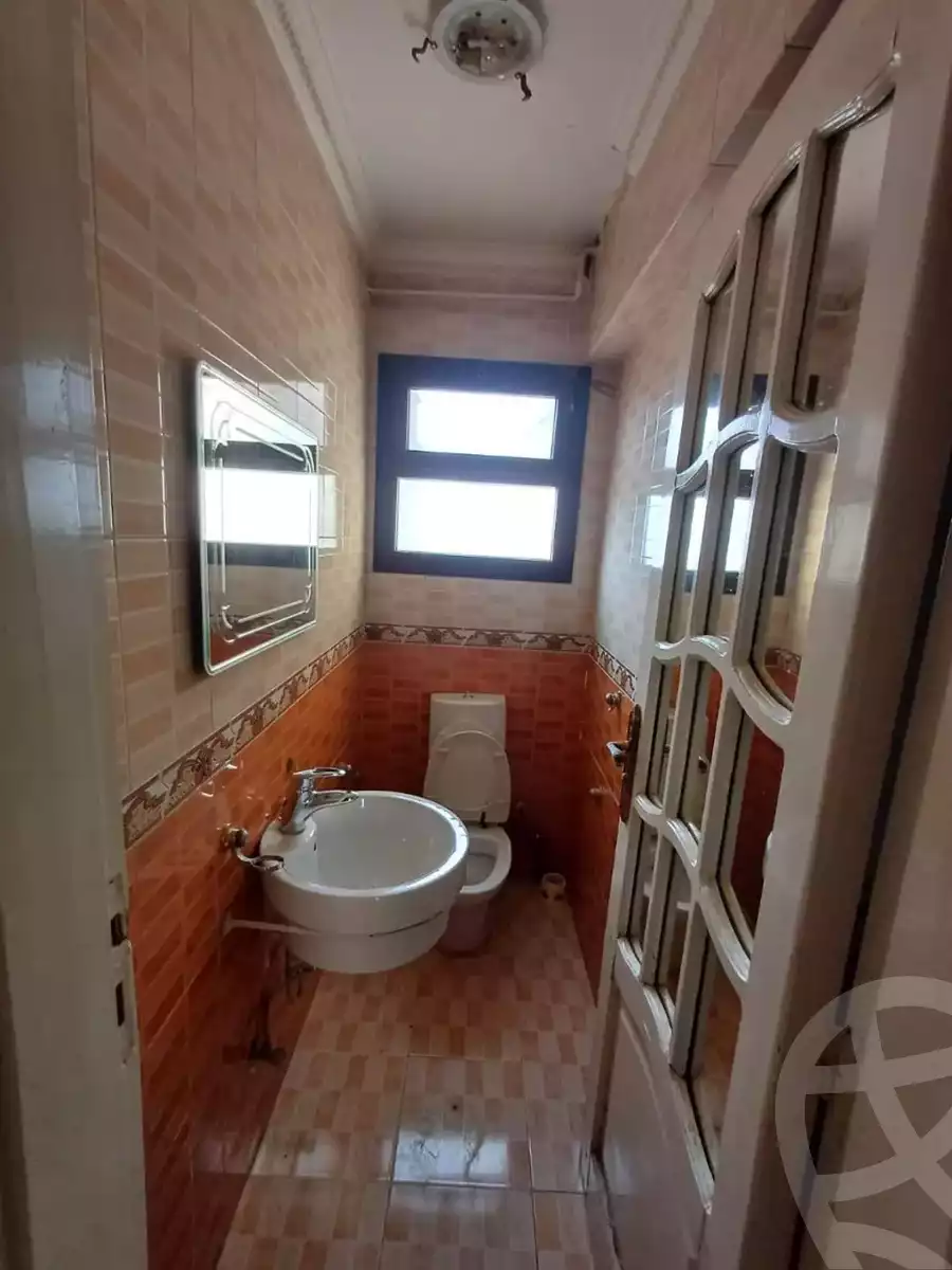 https://aqarmap.com.eg/en/listing/5333433-for-rent-cairo-mokattam-lhdb-l-ly-shareaa-9