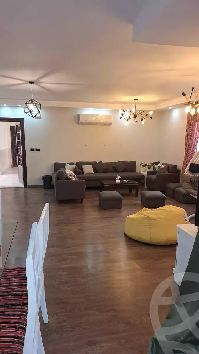 https://aqarmap.com.eg/en/listing/5333689-for-sale-cairo-new-cairo-lrhb-city-malls-and-markets