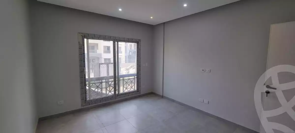 https://aqarmap.com.eg/en/listing/5334595-for-sale-cairo-new-cairo-compounds-paradise