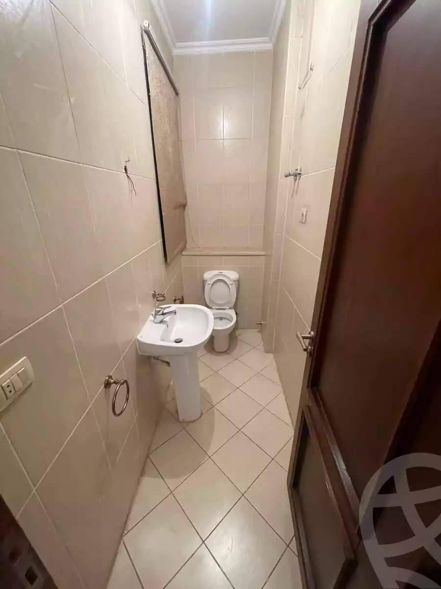 https://aqarmap.com.eg/en/listing/5337788-for-rent-cairo-el-sheikh-zayed-city-compounds-casa