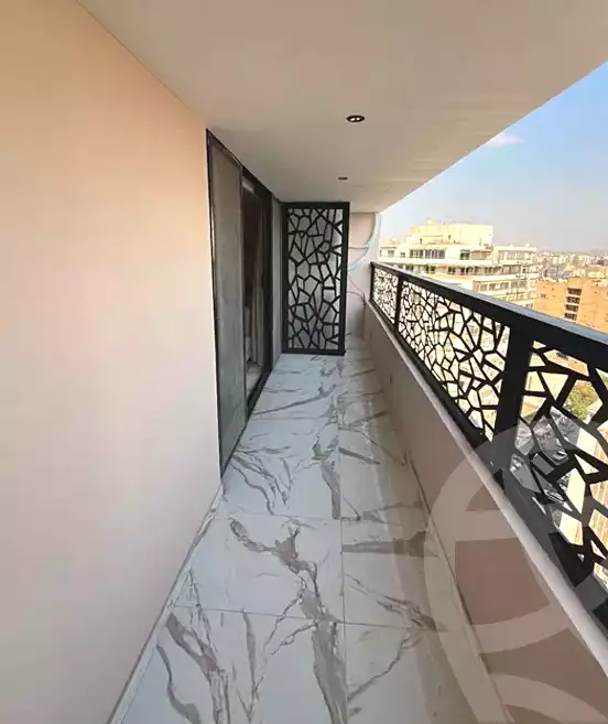 https://aqarmap.com.eg/ar/listing/5338312-for-sale-cairo-ljyz-shareaa-morad  charel degol