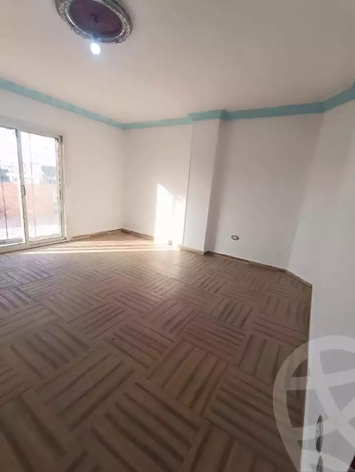 https://aqarmap.com.eg/ar/listing/5339019-for-rent-cairo-mokattam-lhdb-l-ly-shareaa-9