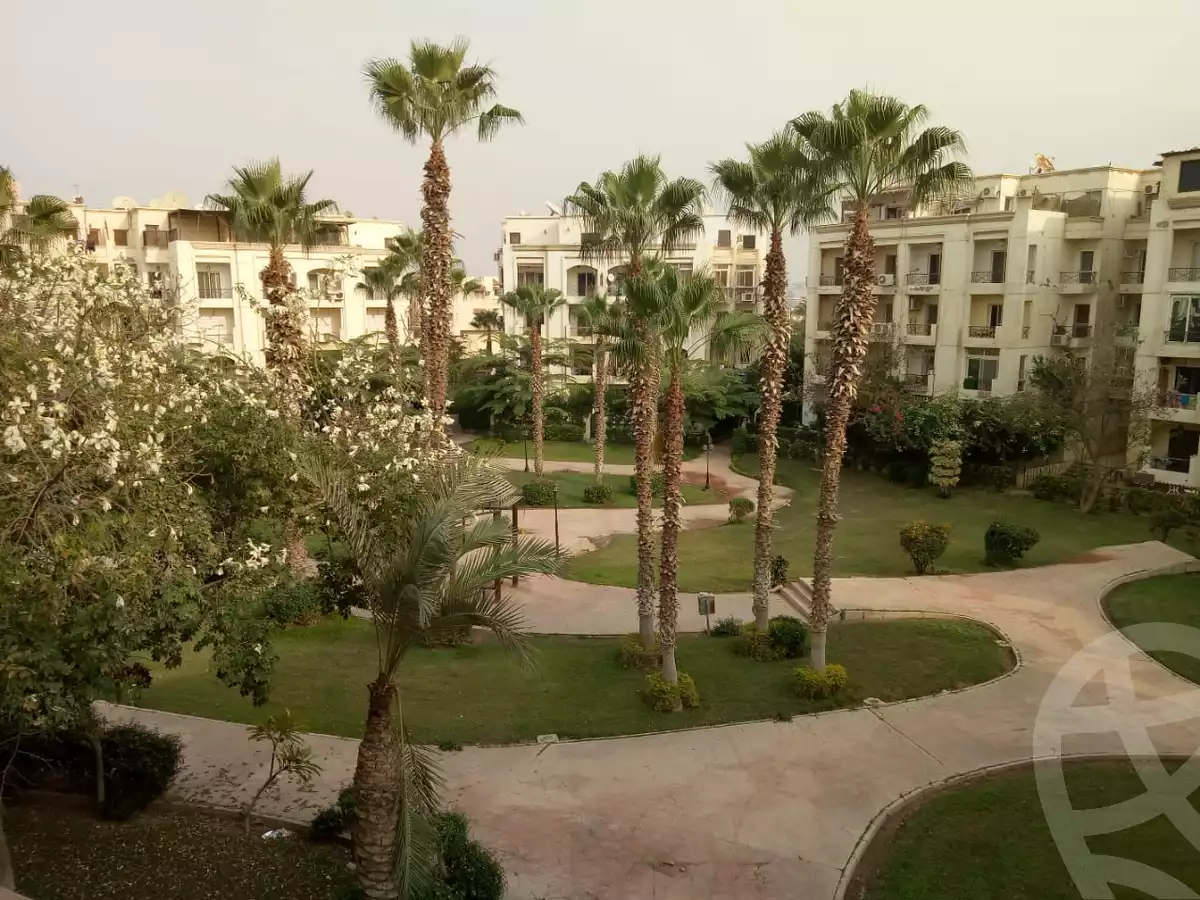 https://aqarmap.com.eg/en/listing/5340058-for-sale-cairo-el-sheikh-zayed-city-compounds-hadayek-el-mohandiseen