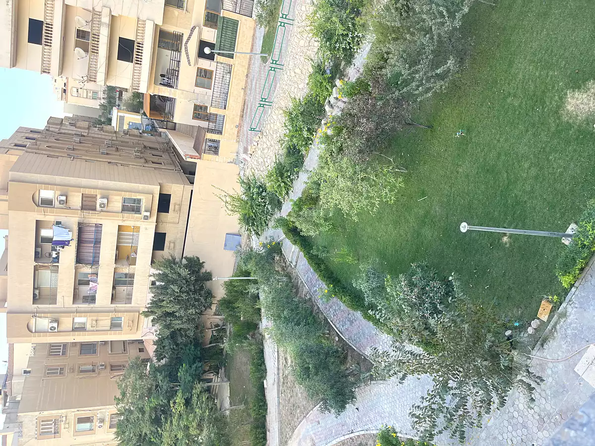 https://aqarmap.com.eg/en/listing/5342292-for-sale-cairo-new-cairo-el-ahyaa-first-neighborhood-street-1