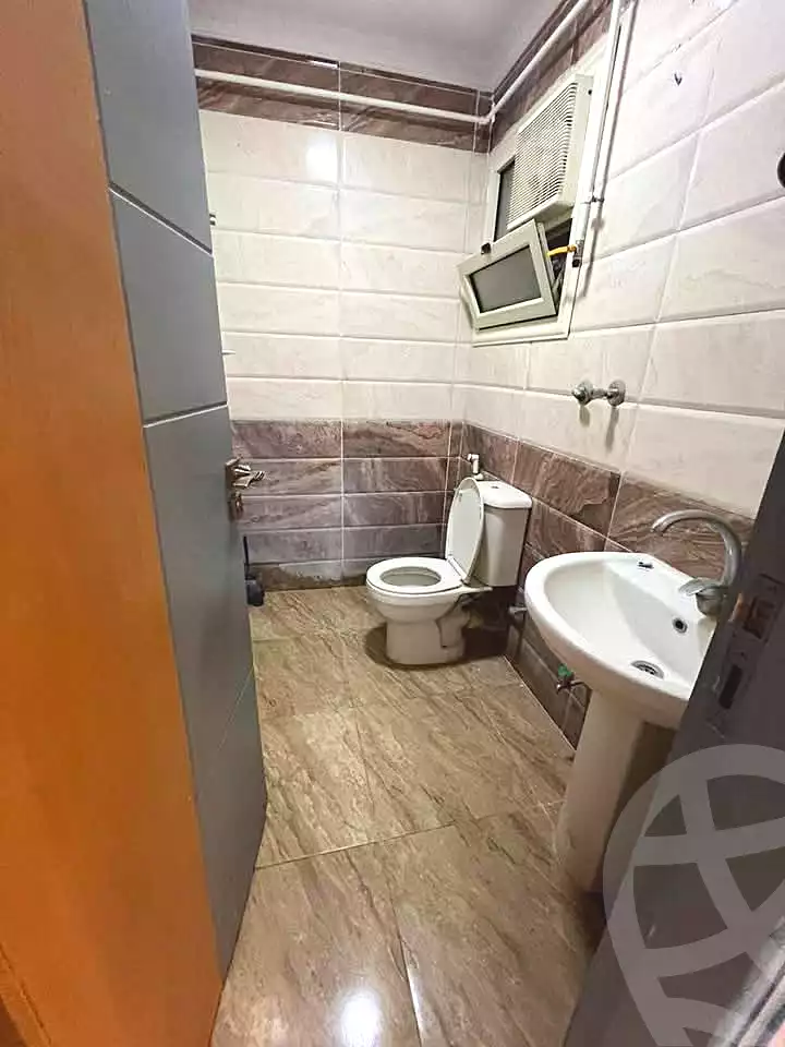 https://aqarmap.com.eg/en/listing/5343623-for-sale-cairo-helwan-helwan-el-sharkeya-ismael-kamel-st