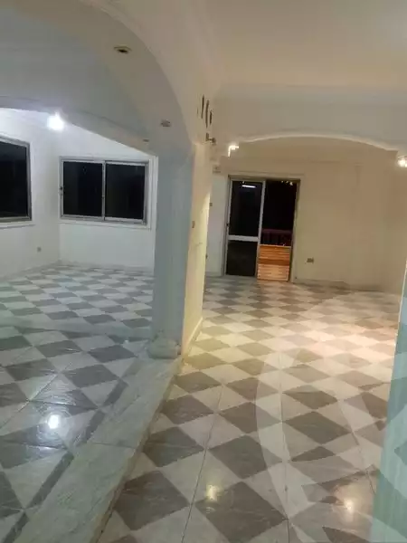 https://aqarmap.com.eg/ar/listing/5344278-for-rent-cairo-mokattam-lhdb-l-ly-shareaa-9