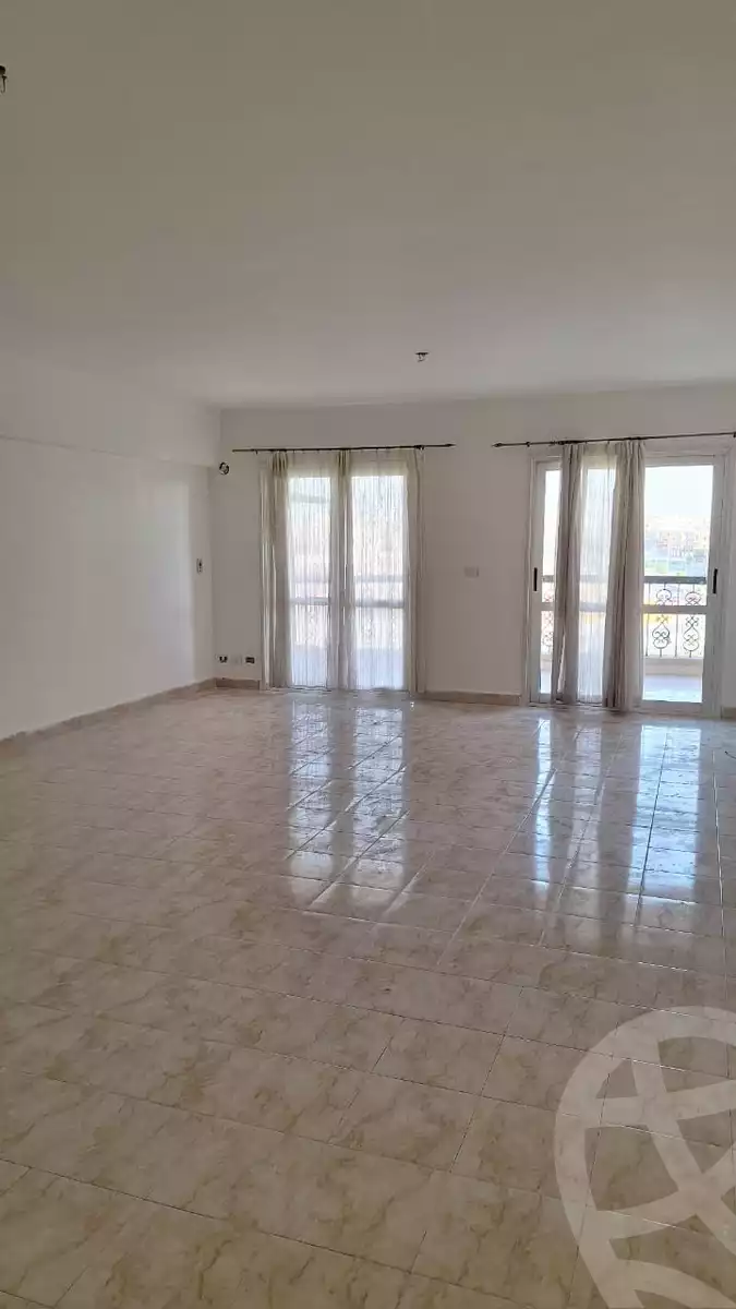 https://aqarmap.com.eg/en/listing/5345226-for-rent-cairo-new-cairo-lrhb-city-phase-8