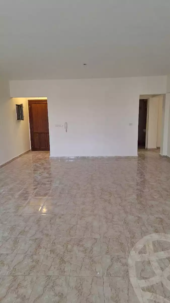 https://aqarmap.com.eg/en/listing/5345226-for-rent-cairo-new-cairo-lrhb-city-phase-8