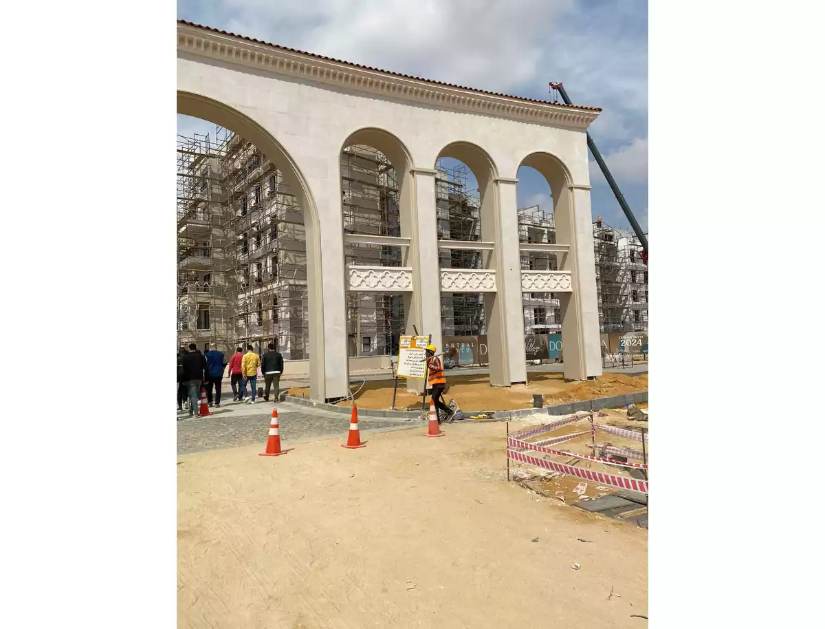 https://aqarmap.com.eg/en/listing/5348456-for-sale-cairo-el-sheikh-zayed-city-compounds-kmbwnd-fyldj-wyst-dr-llttwyr