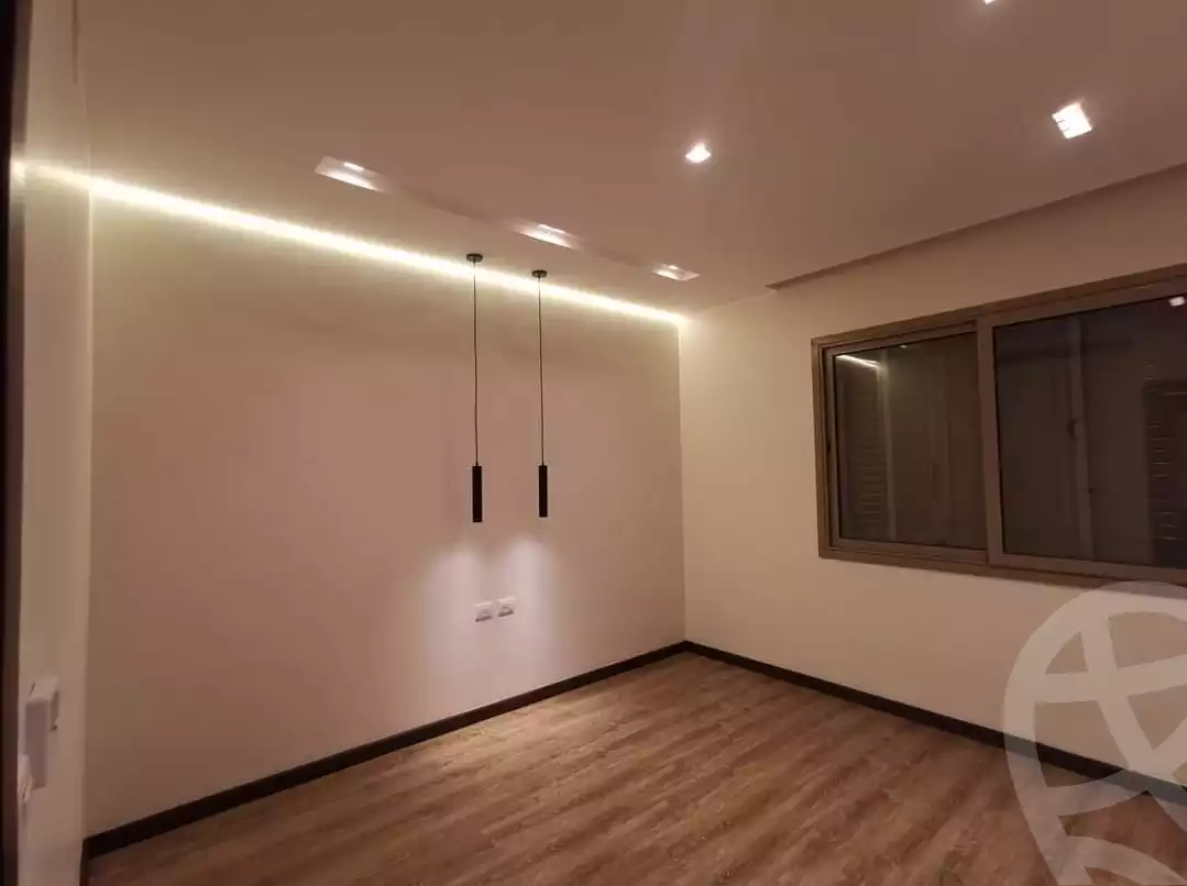 https://aqarmap.com.eg/ar/listing/5349114-for-rent-cairo-6th-of-october-compounds-aeon