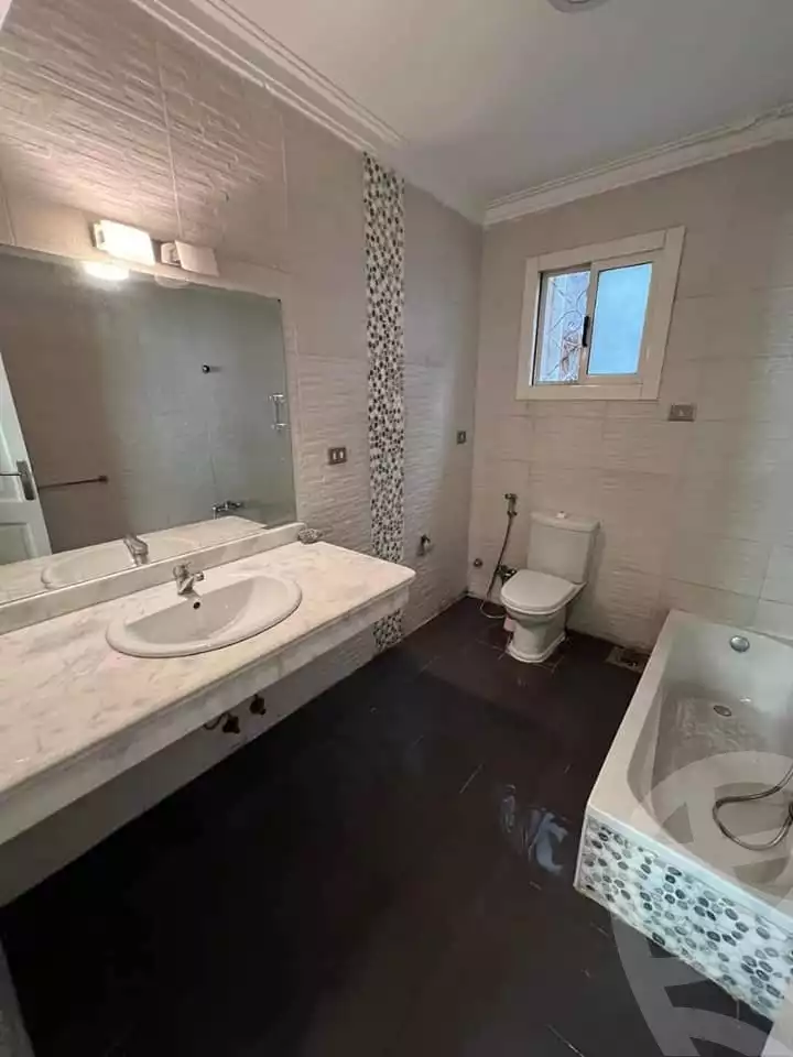 https://aqarmap.com.eg/ar/listing/5349971-for-rent-cairo-mokattam-lhdb-l-ly