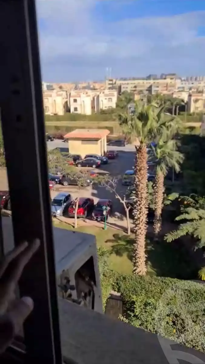 https://aqarmap.com.eg/ar/listing/5995660-for-sale-cairo-el-sheikh-zayed-city-compounds-hadayek-el-mohandiseen