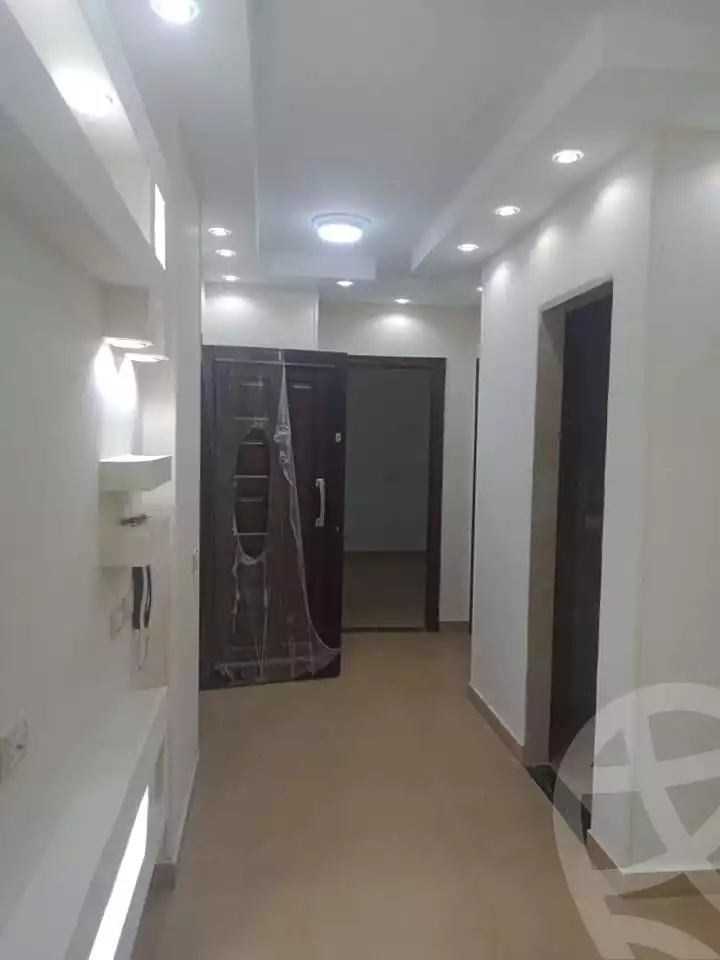 https://aqarmap.com.eg/ar/listing/5361014-for-rent-cairo-mokattam-lhdb-l-ly-taqseem-el-zohour