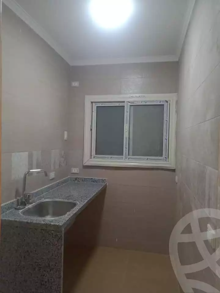 https://aqarmap.com.eg/ar/listing/5361014-for-rent-cairo-mokattam-lhdb-l-ly-taqseem-el-zohour