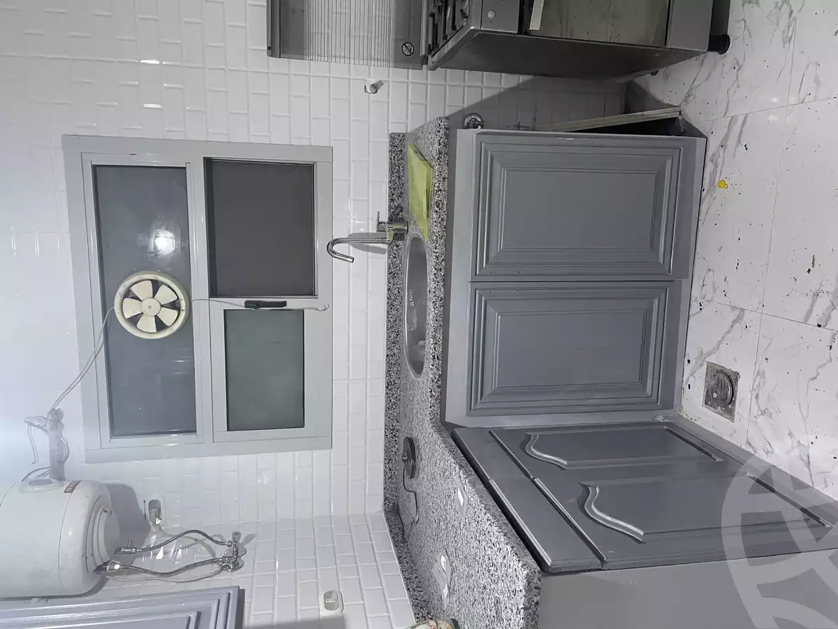 https://aqarmap.com.eg/en/listing/5361253-for-rent-alexandria-kafr-abdo-ismailia-st