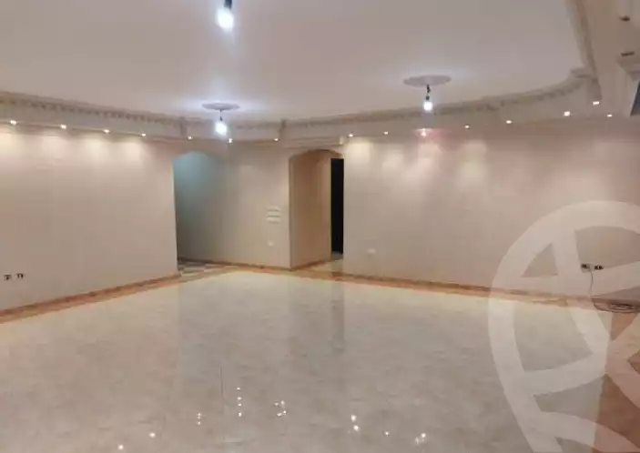 https://aqarmap.com.eg/ar/listing/5271096-for-rent-cairo-mokattam-lhdb-l-ly-shareaa-9
