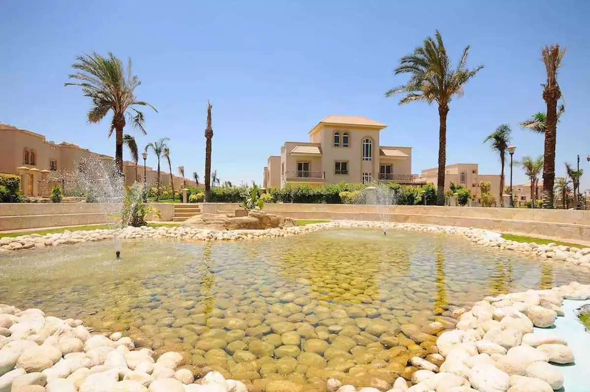 https://aqarmap.com.eg/en/listing/5363541-for-rent-cairo-el-sheikh-zayed-city-compounds-greens