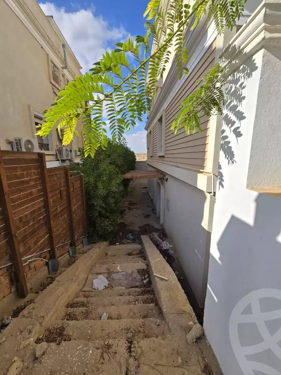 https://aqarmap.com.eg/ar/listing/5364254-for-sale-cairo-6th-of-october-compounds-mountain-view-chillout-park-mountain-view-lakeside