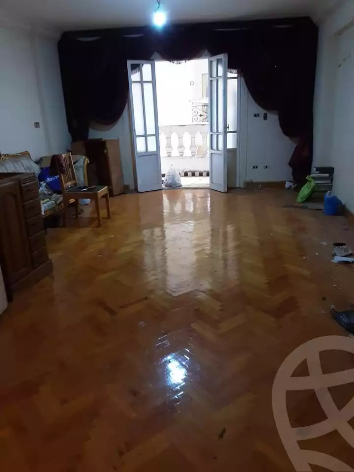 https://aqarmap.com.eg/en/listing/5364370-for-sale-alexandria-ganaklis-shr-mrtdy-bsh