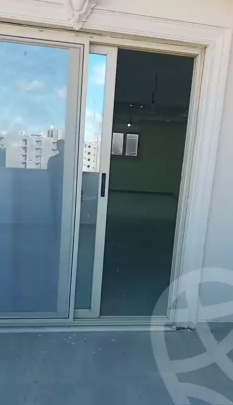 https://aqarmap.com.eg/en/listing/5367374-for-rent-alexandria-el-mandara