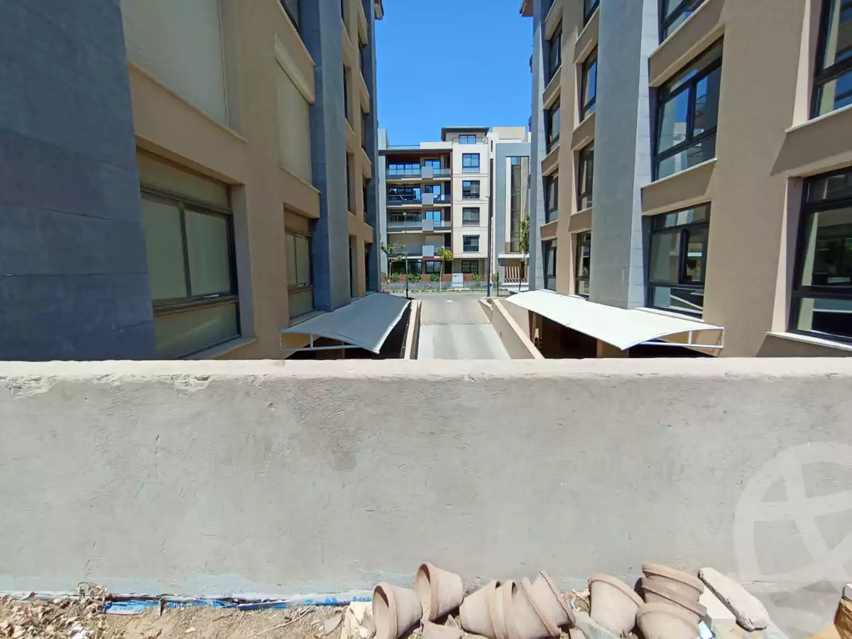 https://aqarmap.com.eg/en/listing/5368906-for-sale-cairo-new-cairo-compounds-azad