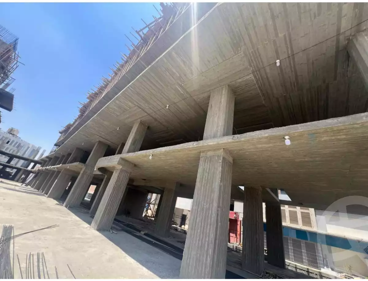 https://aqarmap.com.eg/en/listing/5371194-for-sale-cairo-el-sheikh-zayed-city-shr-lbstn