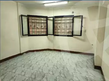 https://aqarmap.com.eg/en/listing/5371686-for-rent-cairo-mokattam-lhdb-l-ly-shareaa-9