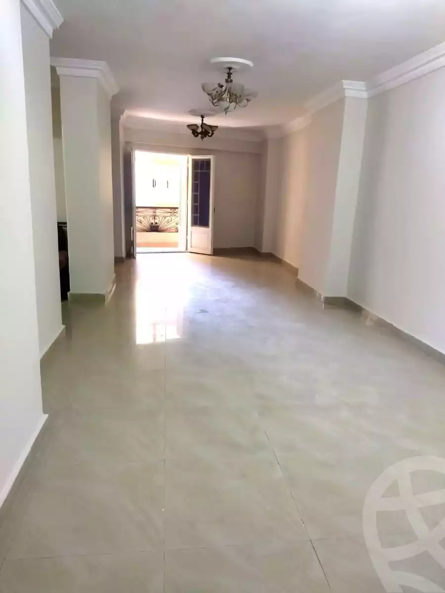 https://aqarmap.com.eg/en/listing/5373596-for-sale-alexandria-moharram-bey-grin-st