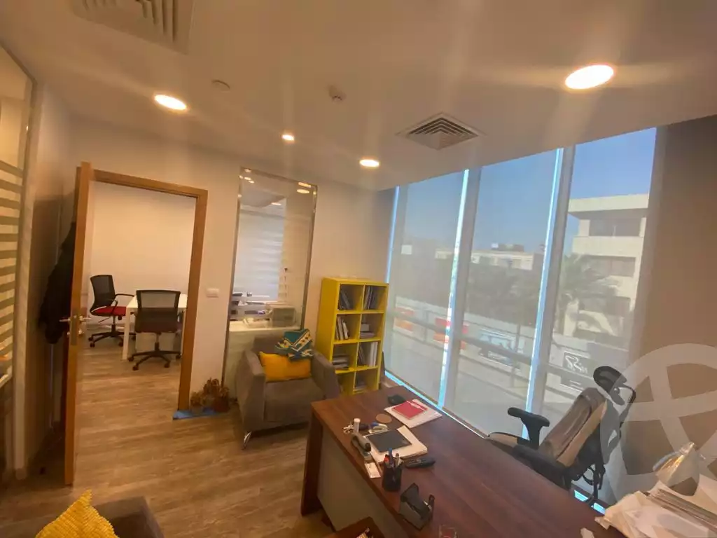 https://aqarmap.com.eg/en/listing/5373767-for-sale-cairo-el-sheikh-zayed-city-compounds-capital-business-park