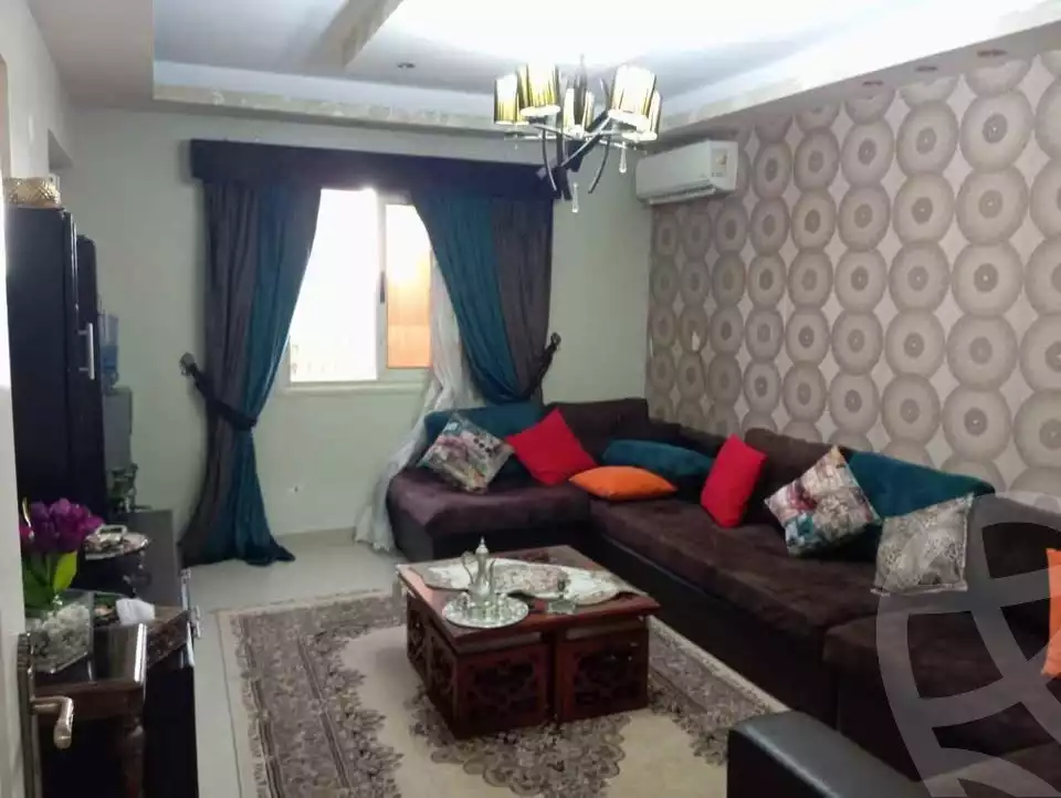 https://aqarmap.com.eg/ar/listing/5376150-for-sale-alexandria-ganaklis-shr-mrtdy-bsh