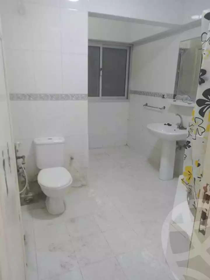 https://aqarmap.com.eg/en/listing/5376493-for-rent-cairo-mokattam-lhdb-l-ly-diplomats-neighborhood