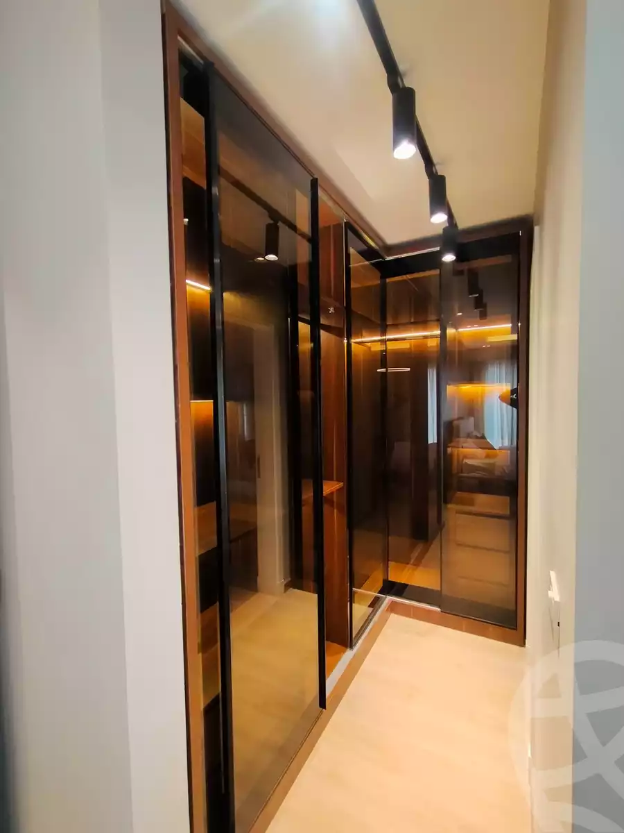 https://aqarmap.com.eg/ar/listing/5379316-for-sale-cairo-el-sheikh-zayed-city-compounds-kmbwnd-fyldj-wyst-dr-llttwyr
