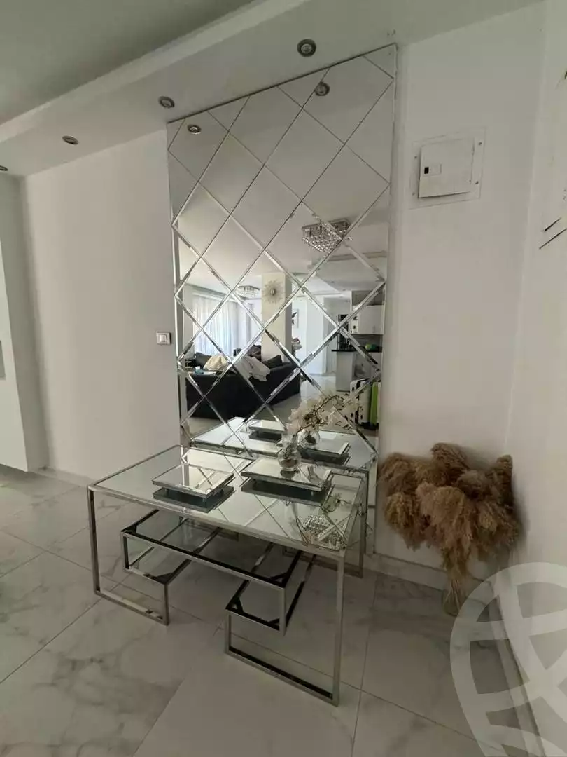 https://aqarmap.com.eg/en/listing/5383178-for-rent-cairo-new-cairo-lrhb-city-phase-1-ali-amin-st