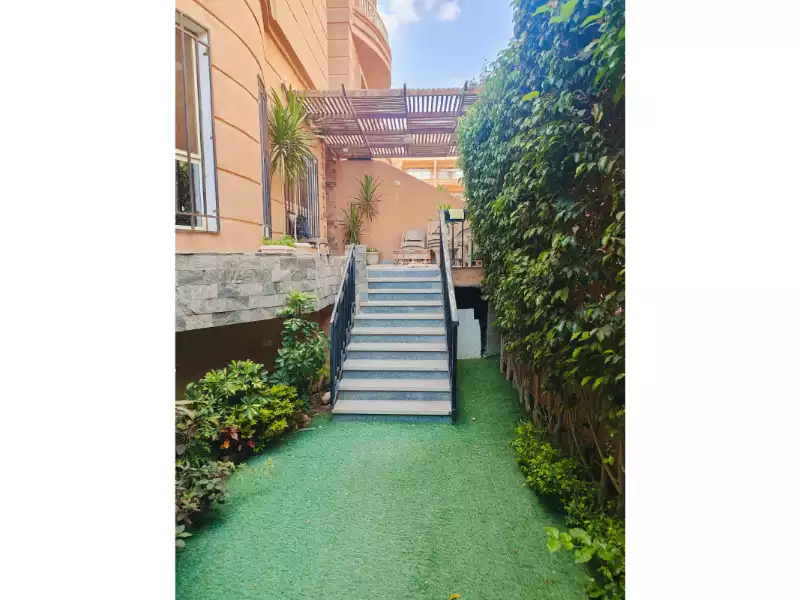 https://aqarmap.com.eg/en/listing/5383191-for-sale-cairo-6th-of-october-compounds-murooj