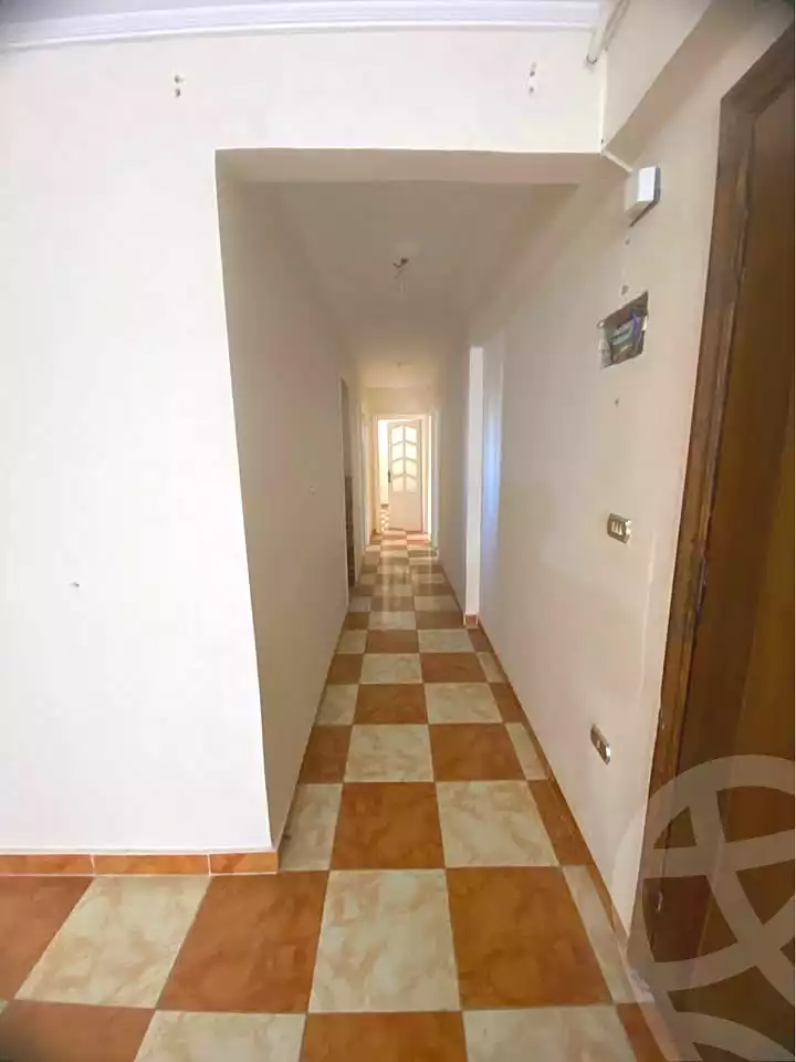 https://aqarmap.com.eg/ar/listing/5383638-for-sale-alexandria-sydy-bshr-sydy-bshr-bhry-amr-el-nogomy-st